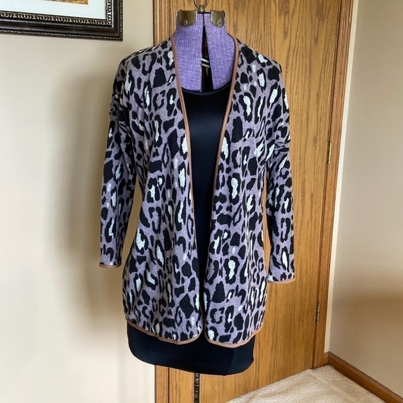 🖤 peach Love Leopard Print Cardigan Sz M - Picture 8 of 8
